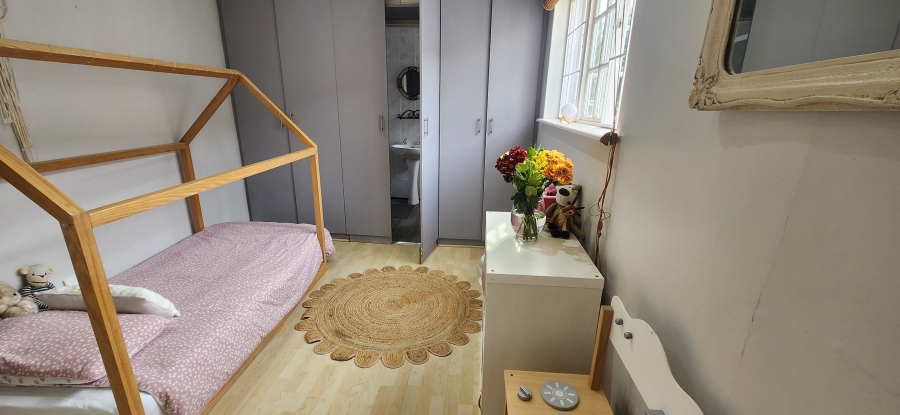 To Let 2 Bedroom Property for Rent in Tokai Western Cape